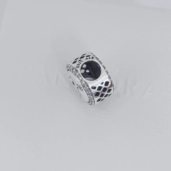Pandora Alaska Map Bead Charm with Heart Exclusive Pendant S925 Silver with box - Picture 5 of 6